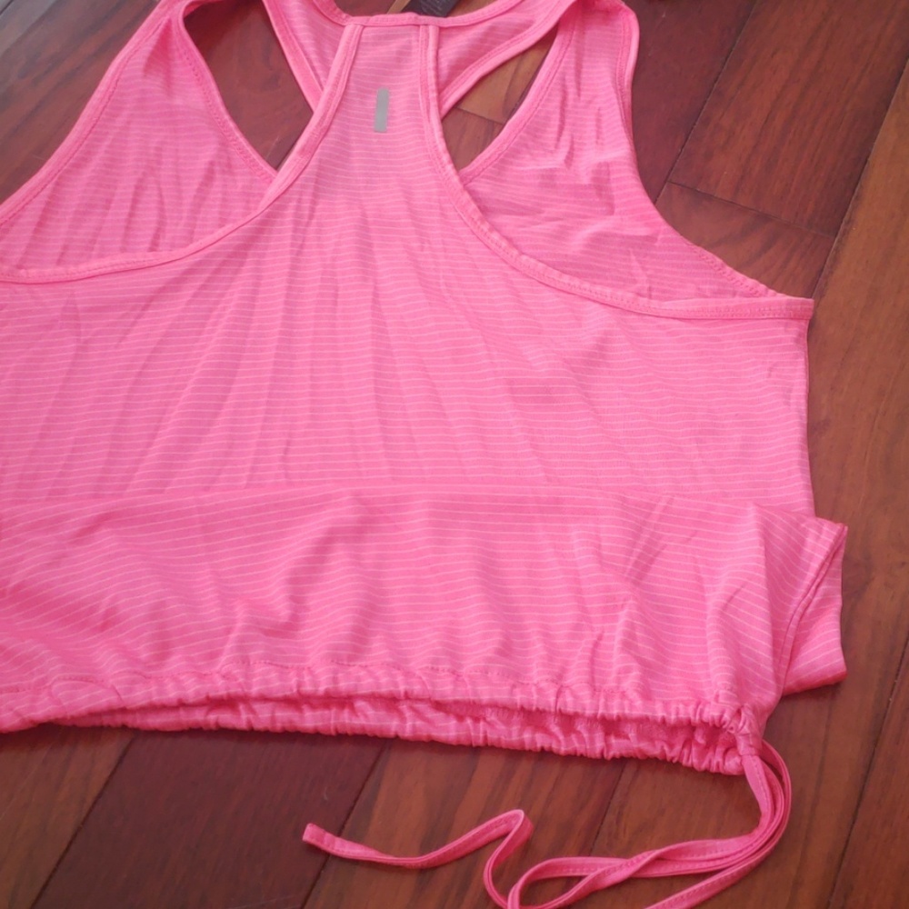 Tank top - Picture 2 of 3